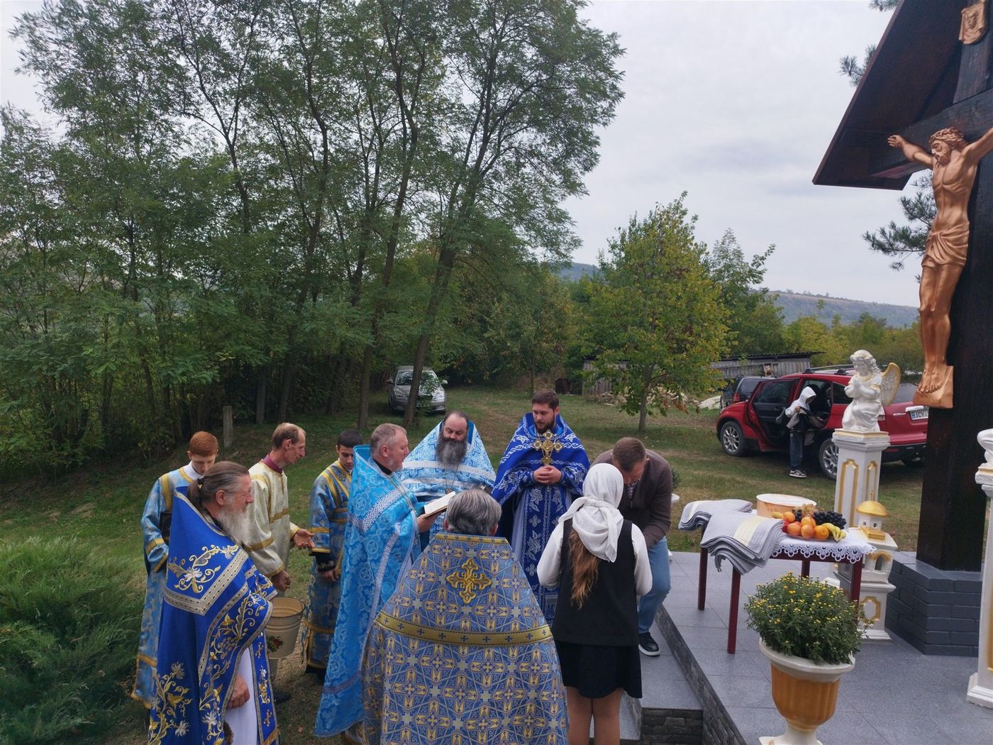 Soborul la monument, la citirea rugăciunii