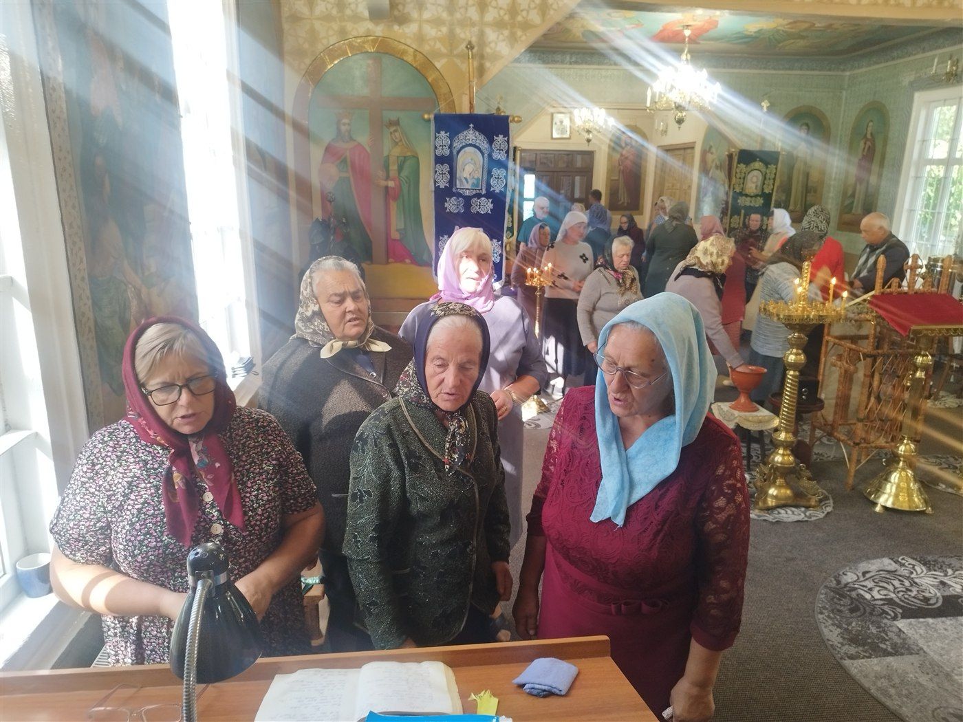 La strană, spre sfârșitul Liturghiei