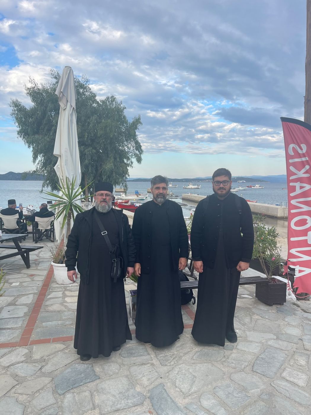 Dimineața, la Ouranoupoli, înainte de îmbarcare